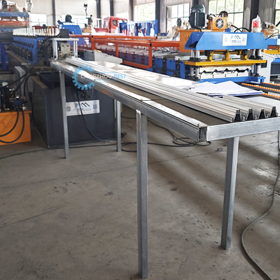 ماشین برش پرنده با سرعت بالا بدون توقف Furring Channel Roll Forming Machine