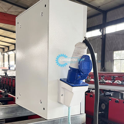 آمریکا با دستگاه رول فرمینگ کلاهک ریج 400 میلی متری تمام اتوماتیک و با راندمان بالا محبوب است